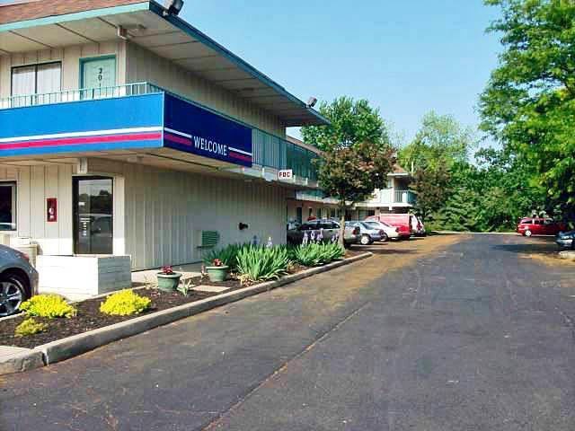 Motel 6-Amherst, Oh - Cleveland West - Lorain Exterior photo